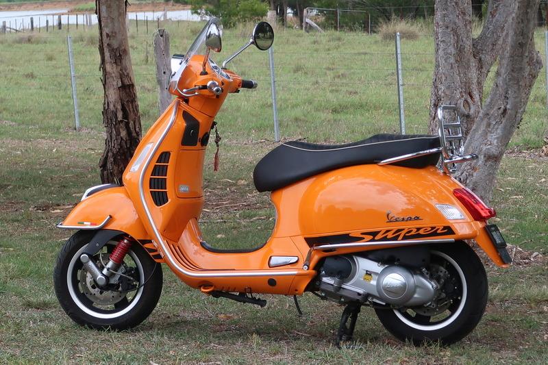 2012 Vespa 300cc Gts 300 Super Sport Jbw4106788 Just Bikes