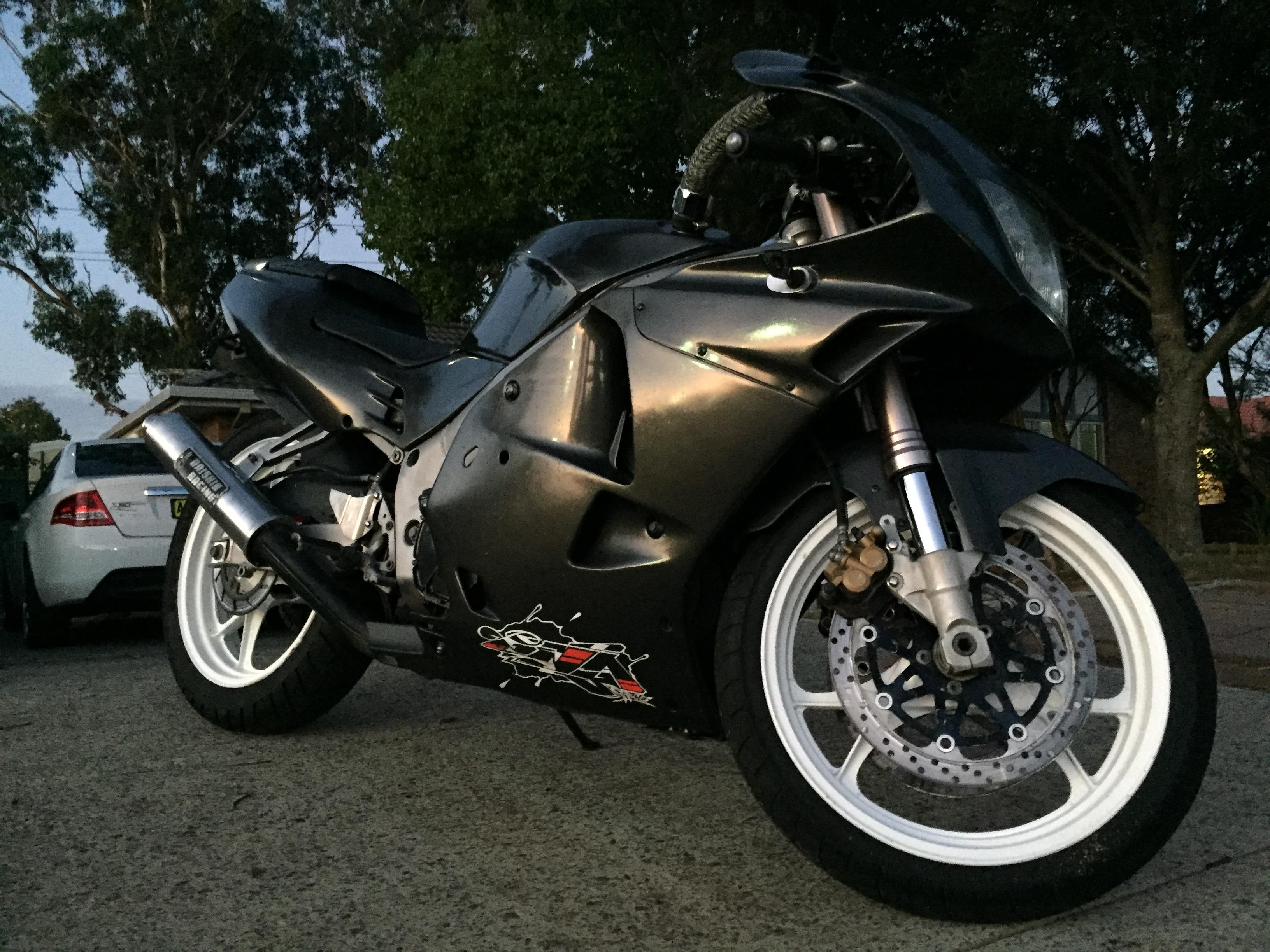 kawasaki zx 2r